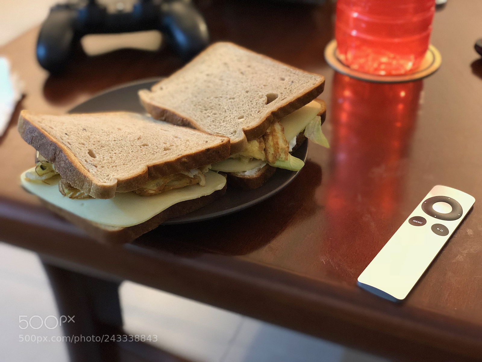 Apple iPhone X sample photo. Remote and sandwich photography