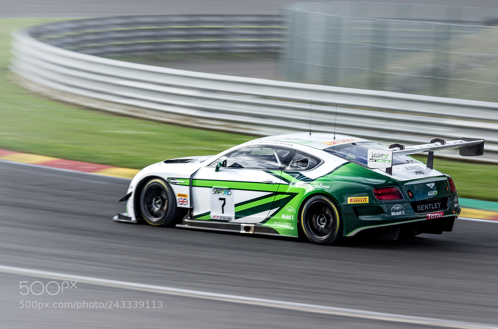 Pentax K-5 sample photo. Bentley continental gt3 7 photography