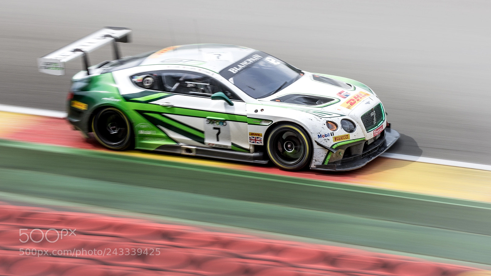 Pentax K-5 sample photo. Bentley continental gt3 7 photography