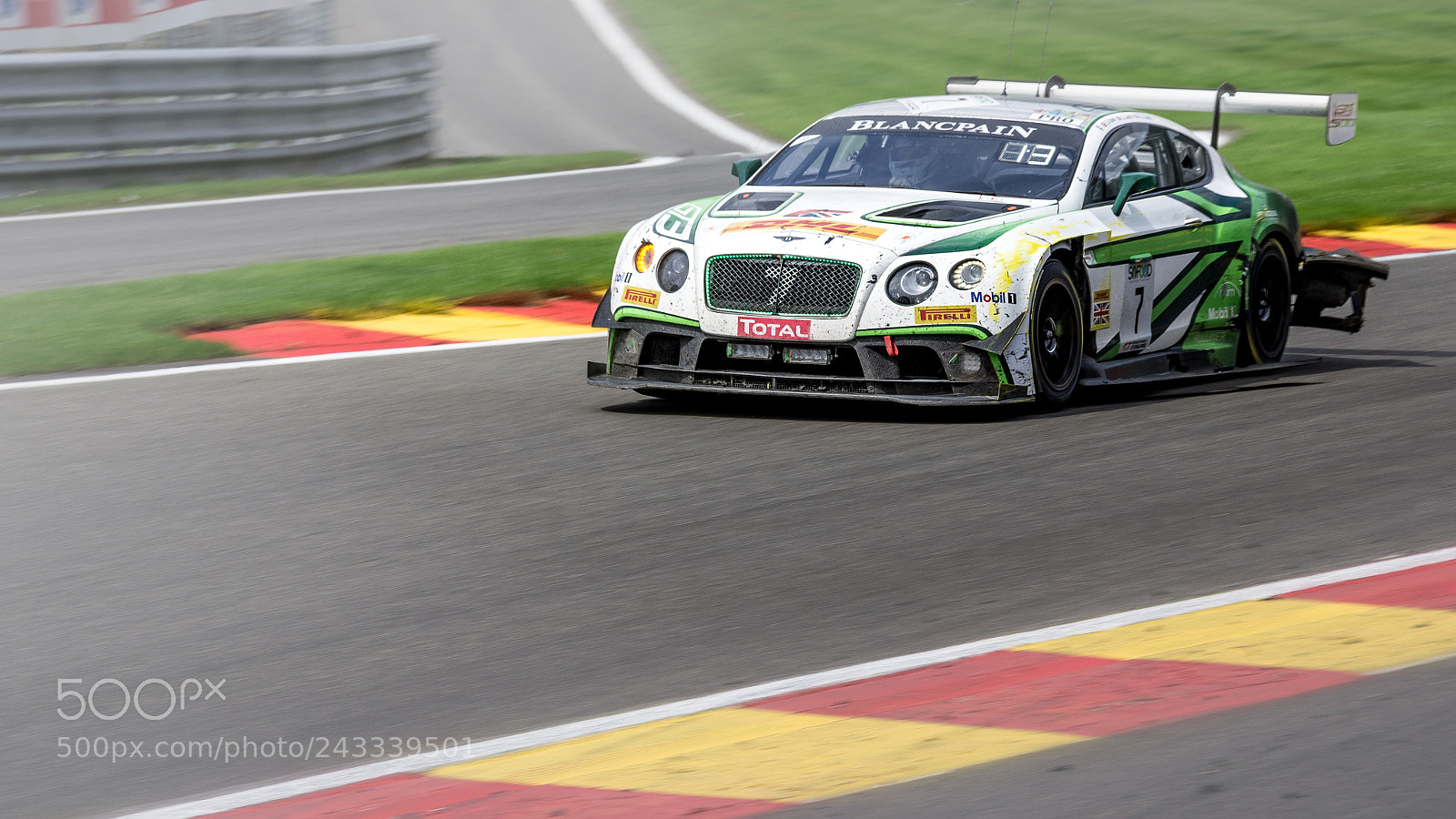 Pentax K-5 sample photo. Bentley continental gt3 7 photography