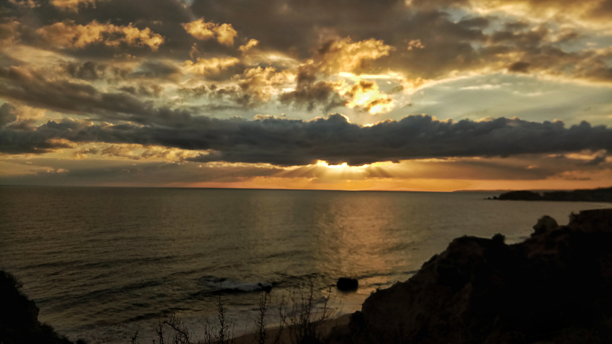 Xiaomi Redmi Pro sample photo. Holidays 375 photography