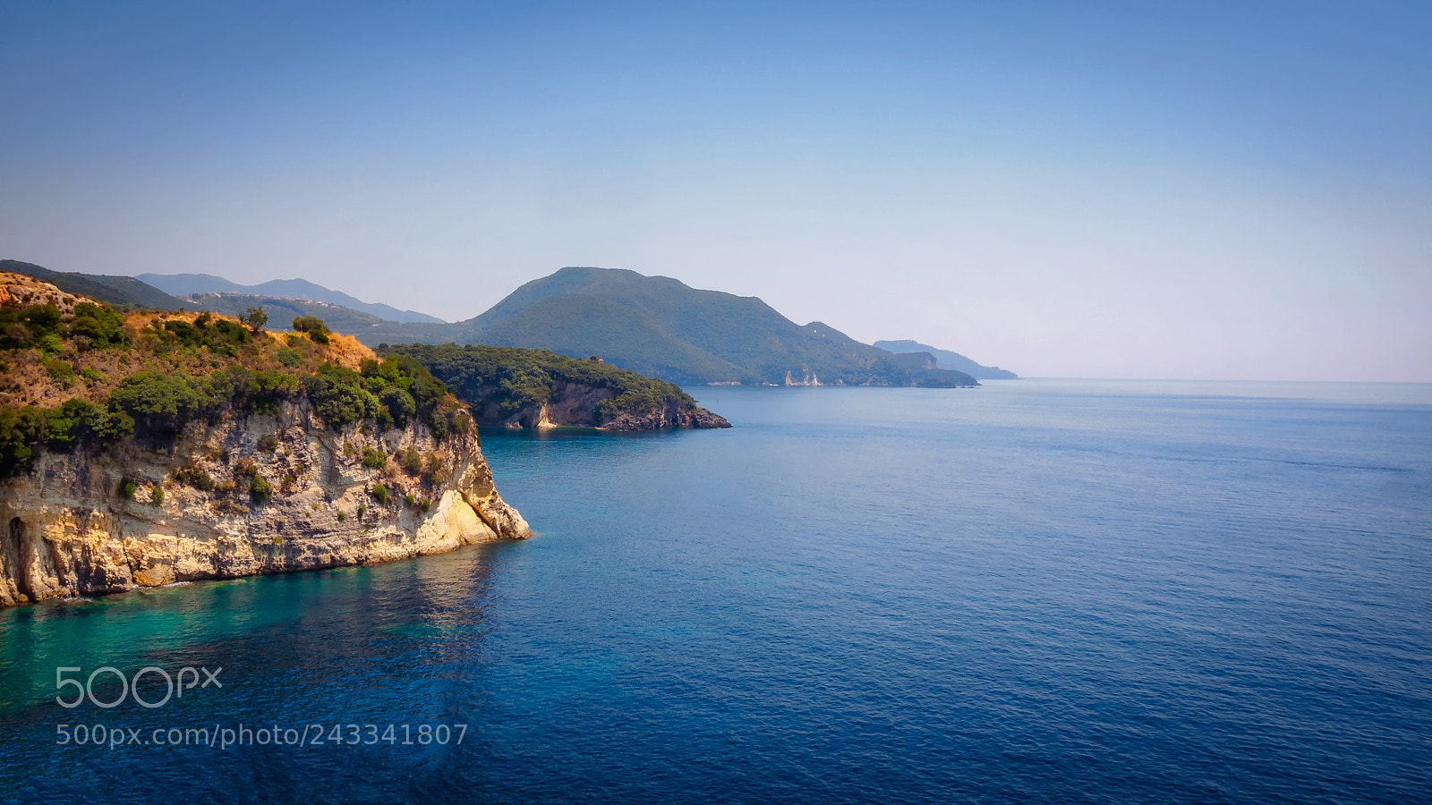 Olympus PEN E-PL6 sample photo. Deep ionian blue photography