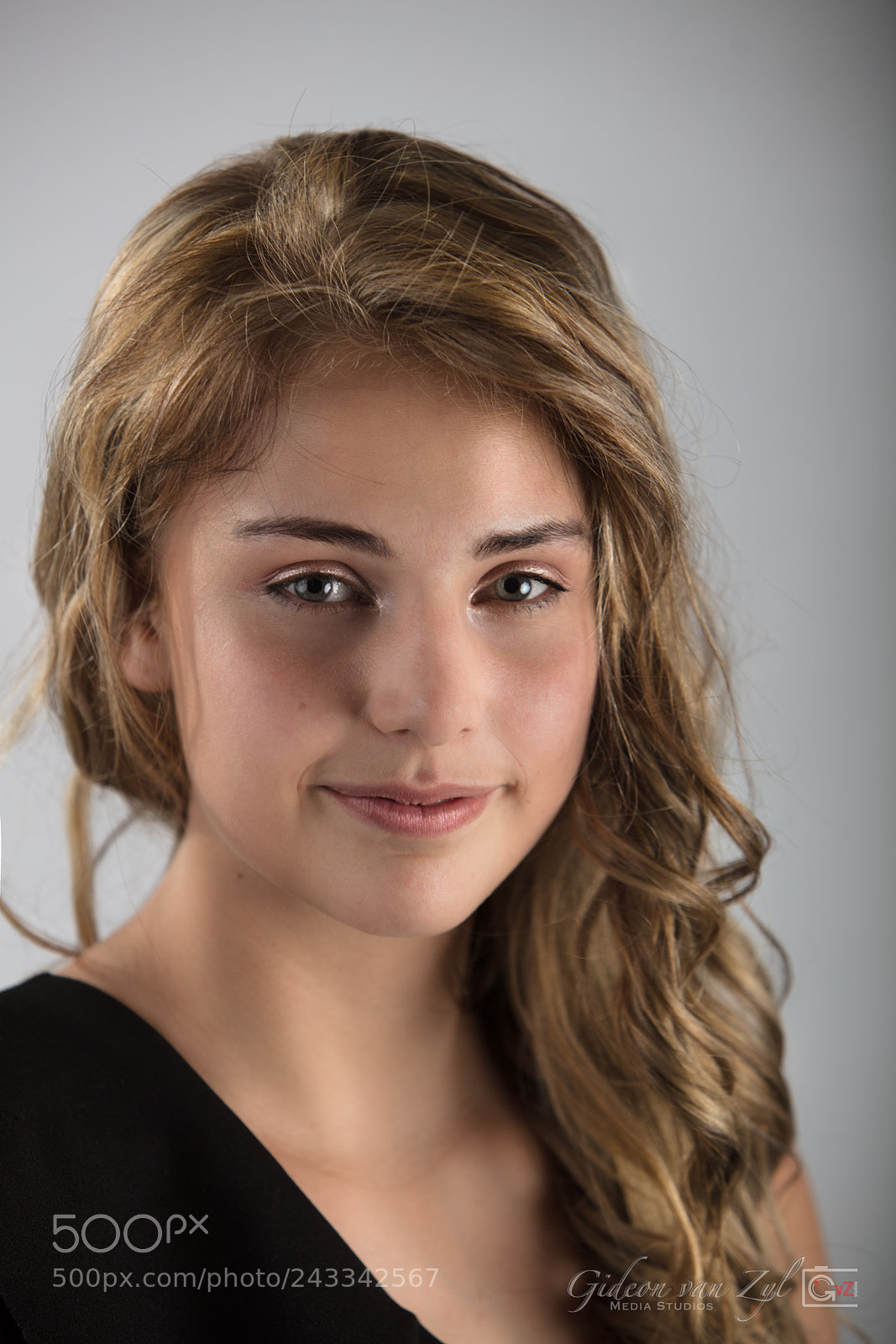 Canon EOS 5DS sample photo. Modern mona lisa photography
