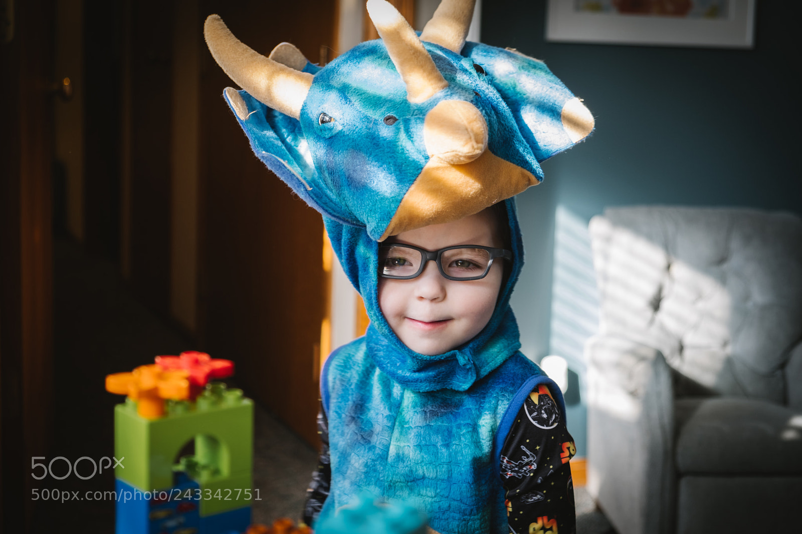 Fujifilm X-T20 sample photo. Ezra the triceratops photography