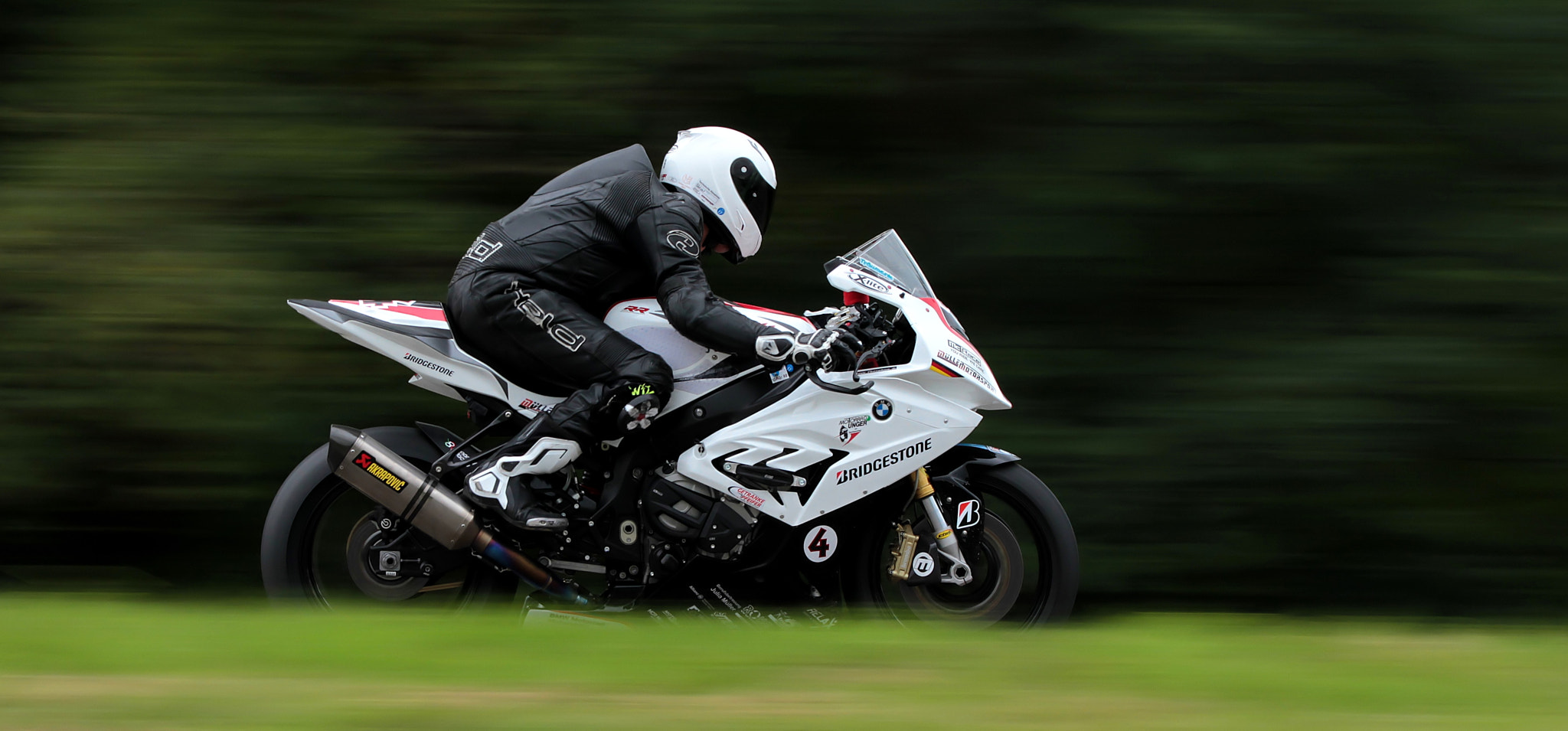 Canon EOS 7D + Sigma 150-600mm F5-6.3 DG OS HSM | C sample photo. Road racing photography