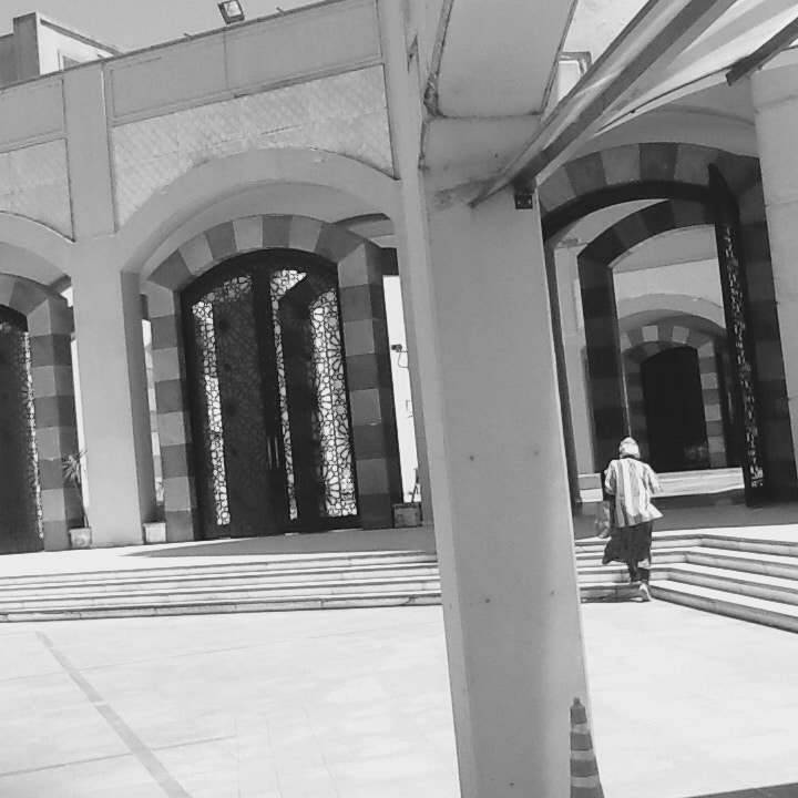 Apple iPad 2 sample photo. Mosque photography