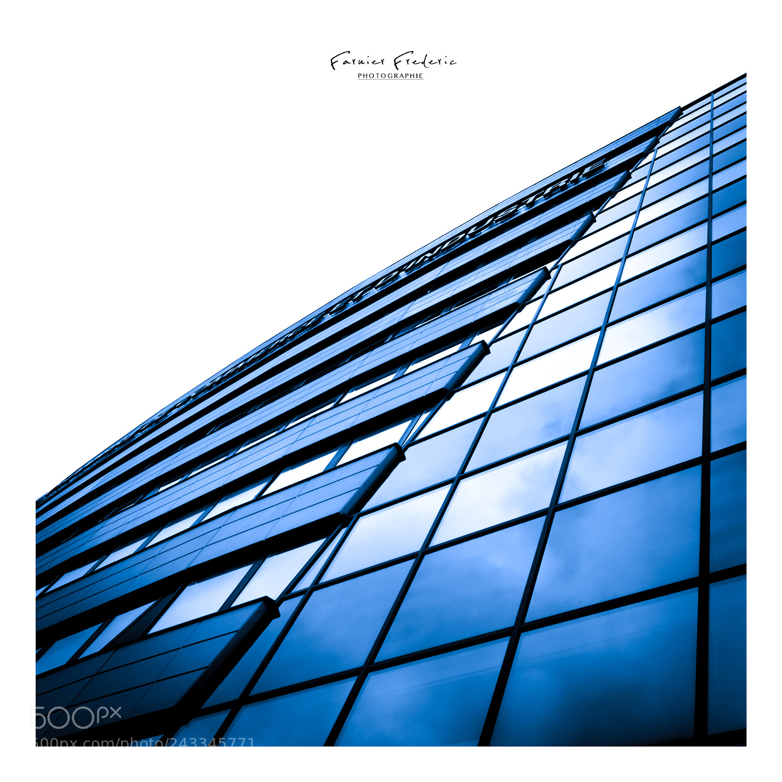 Nikon D7100 sample photo. Blue building photography