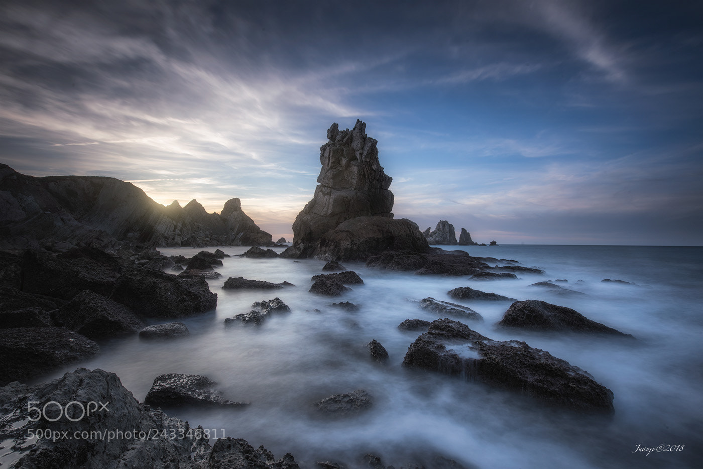 Nikon D810 sample photo. Between rocks photography
