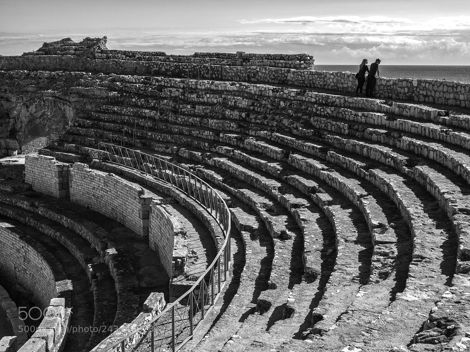 Olympus OM-D E-M1 sample photo. Anfiteatro romano, tarraco tarragona photography