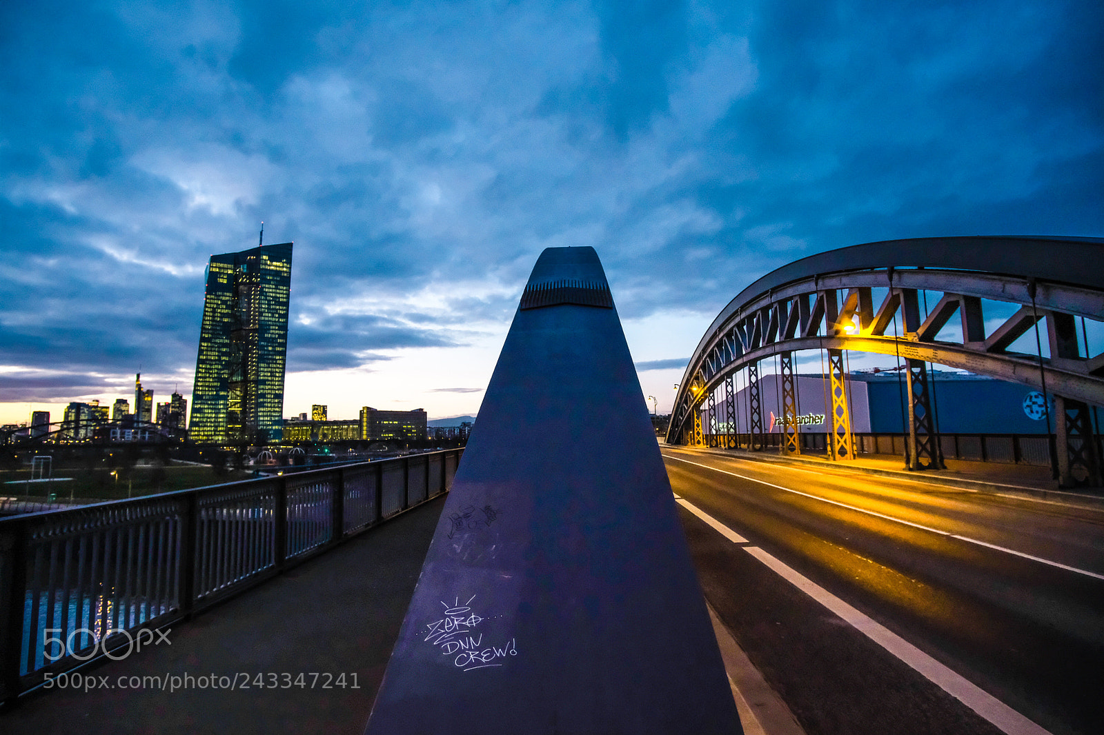 Fujifilm X-T20 sample photo. Ramp to the sky photography