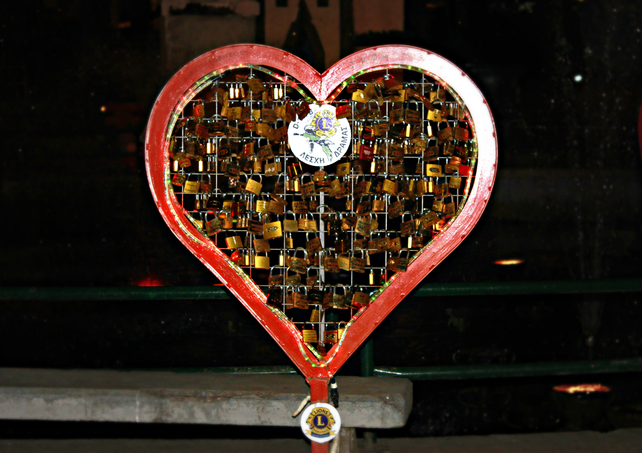 Canon EOS 500D (EOS Rebel T1i / EOS Kiss X3) sample photo. Love forever photography