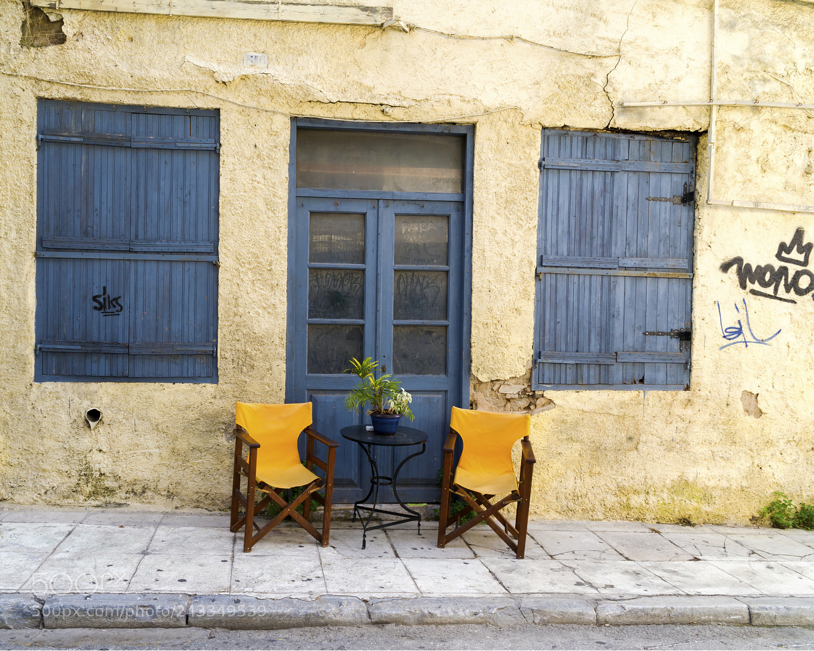 Nikon D3S sample photo. A plaka table chairs photography