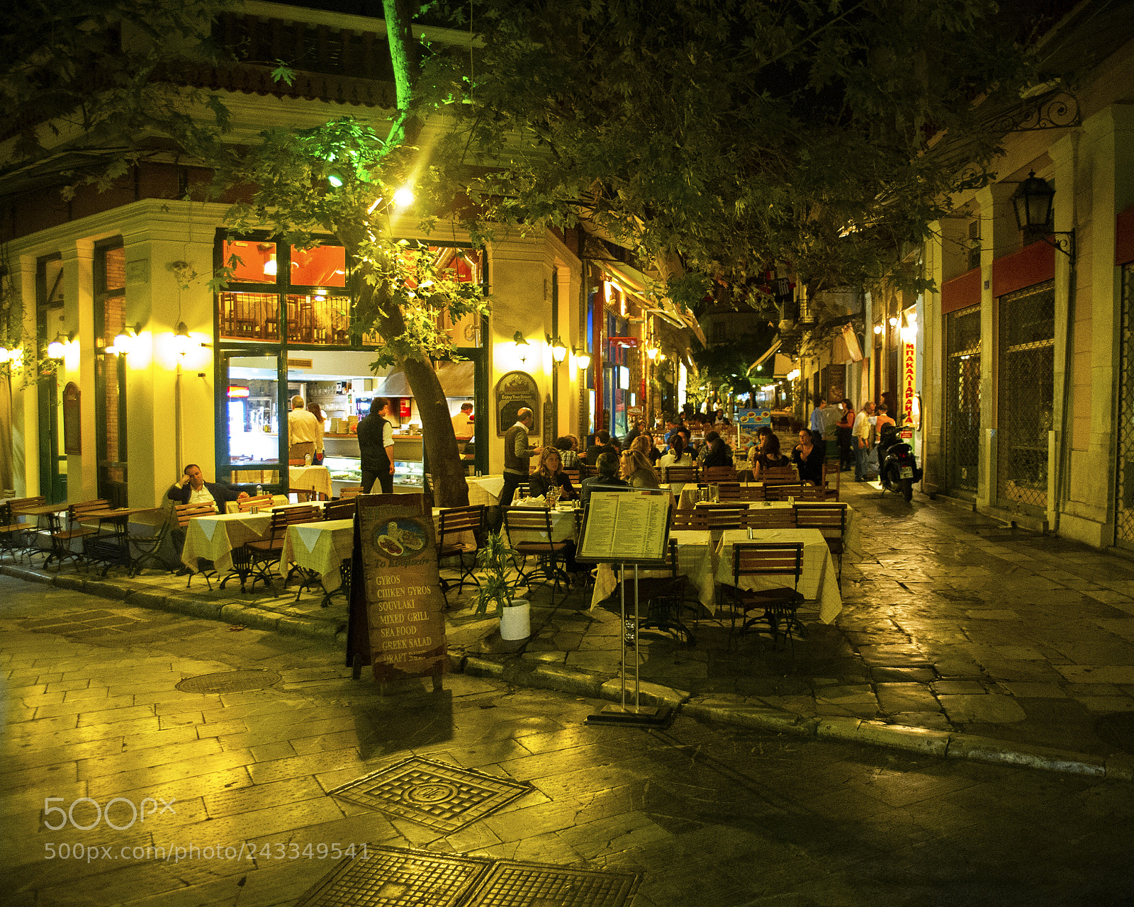 Nikon D3S sample photo. A plaka taverna photography