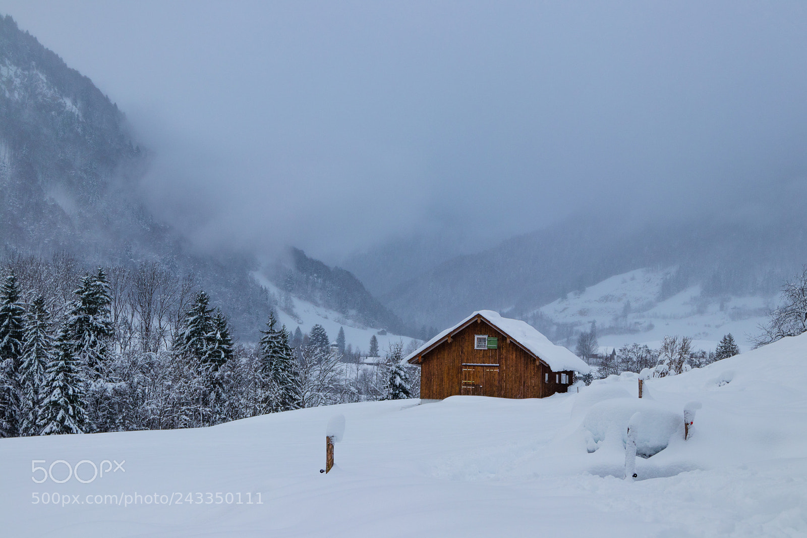 Canon EOS 200D (EOS Rebel SL2 / EOS Kiss X9) sample photo. Snowy landscape in toggenburg photography