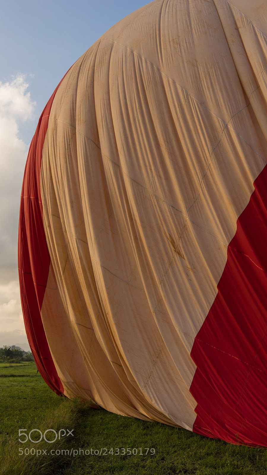 Sony a7 II sample photo. Ballooning photography