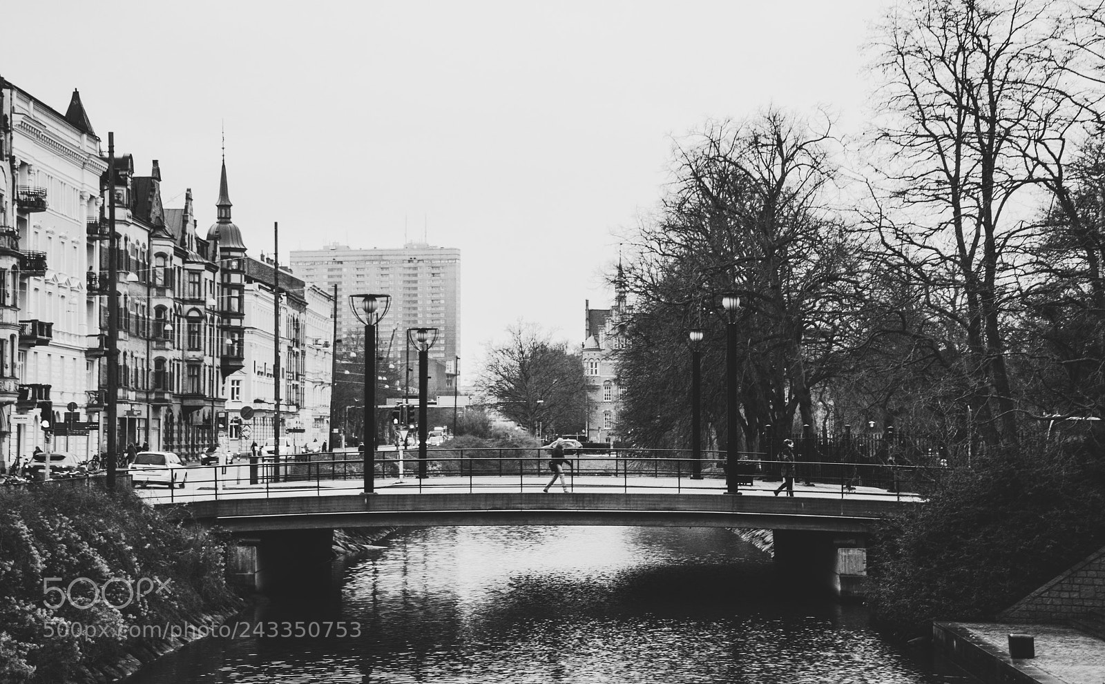 Sony a7R sample photo. Across the canal photography