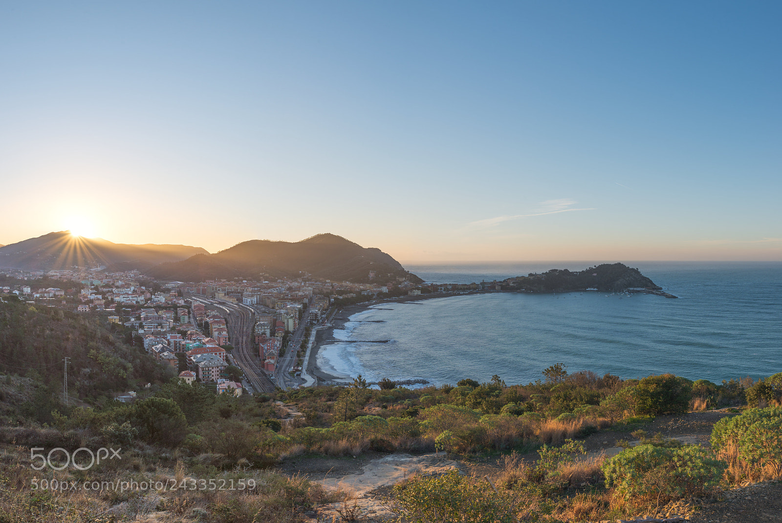 Nikon D610 sample photo. Sunrise view of sestri photography