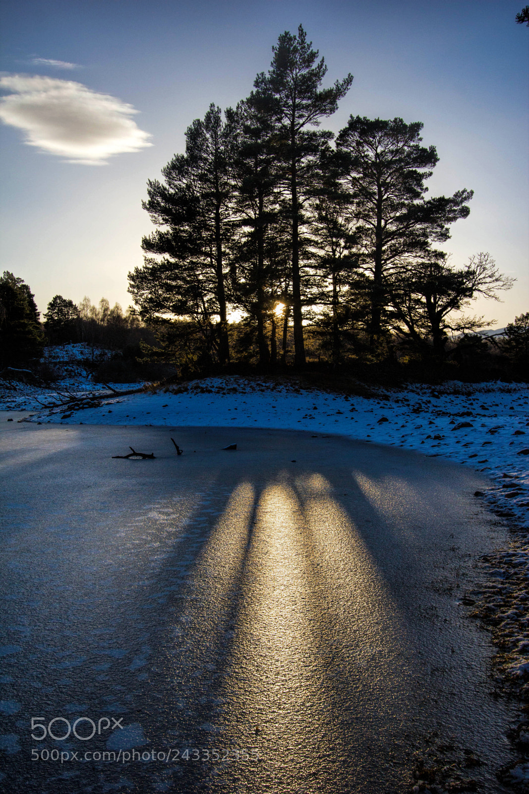 Canon EOS 550D (EOS Rebel T2i / EOS Kiss X4) sample photo. Loch vaa icy sunset photography
