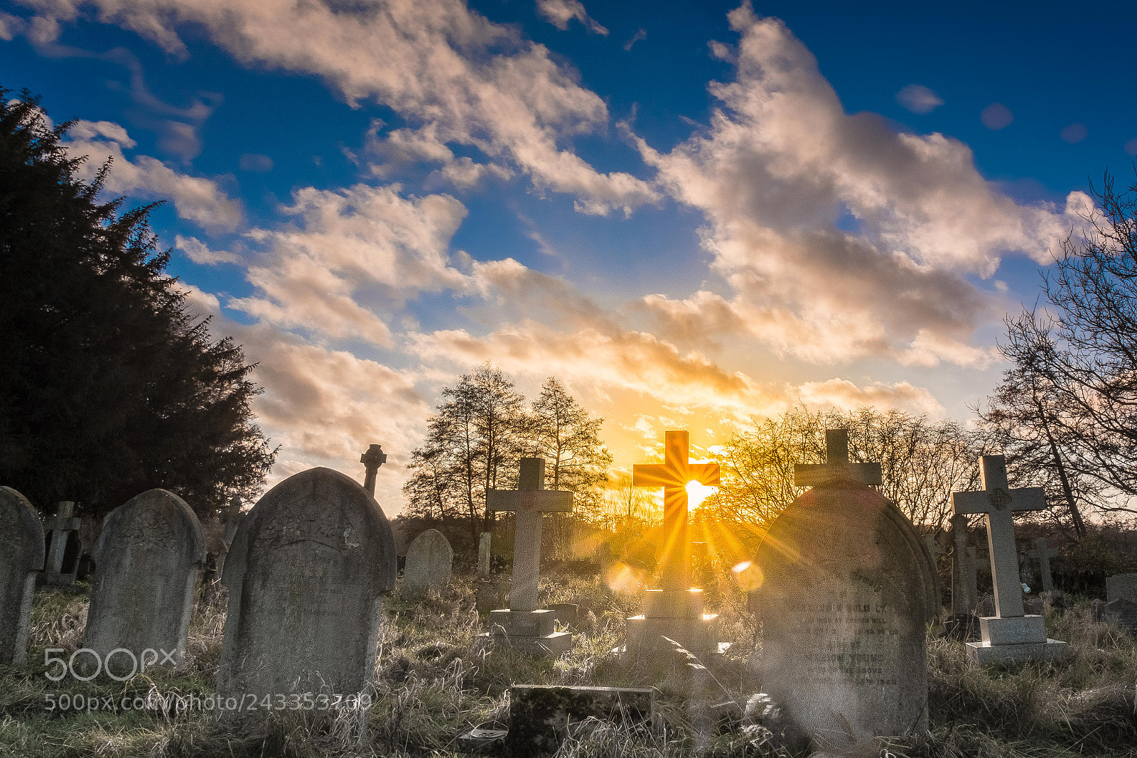 Fujifilm X-Pro2 sample photo. Cross at dusk photography