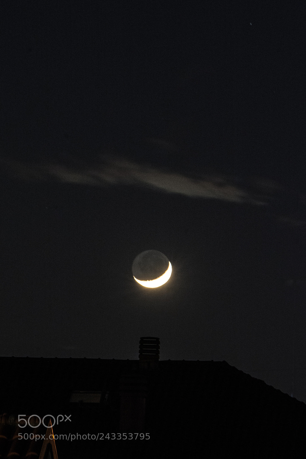 Nikon D7100 sample photo. Moon on roof  photography