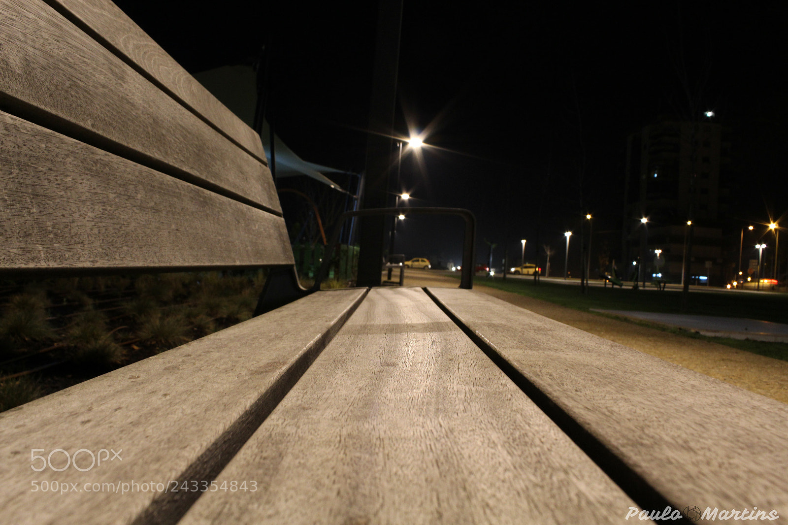 Canon EOS 1300D (EOS Rebel T6 / EOS Kiss X80) sample photo. Garden bench after a photography