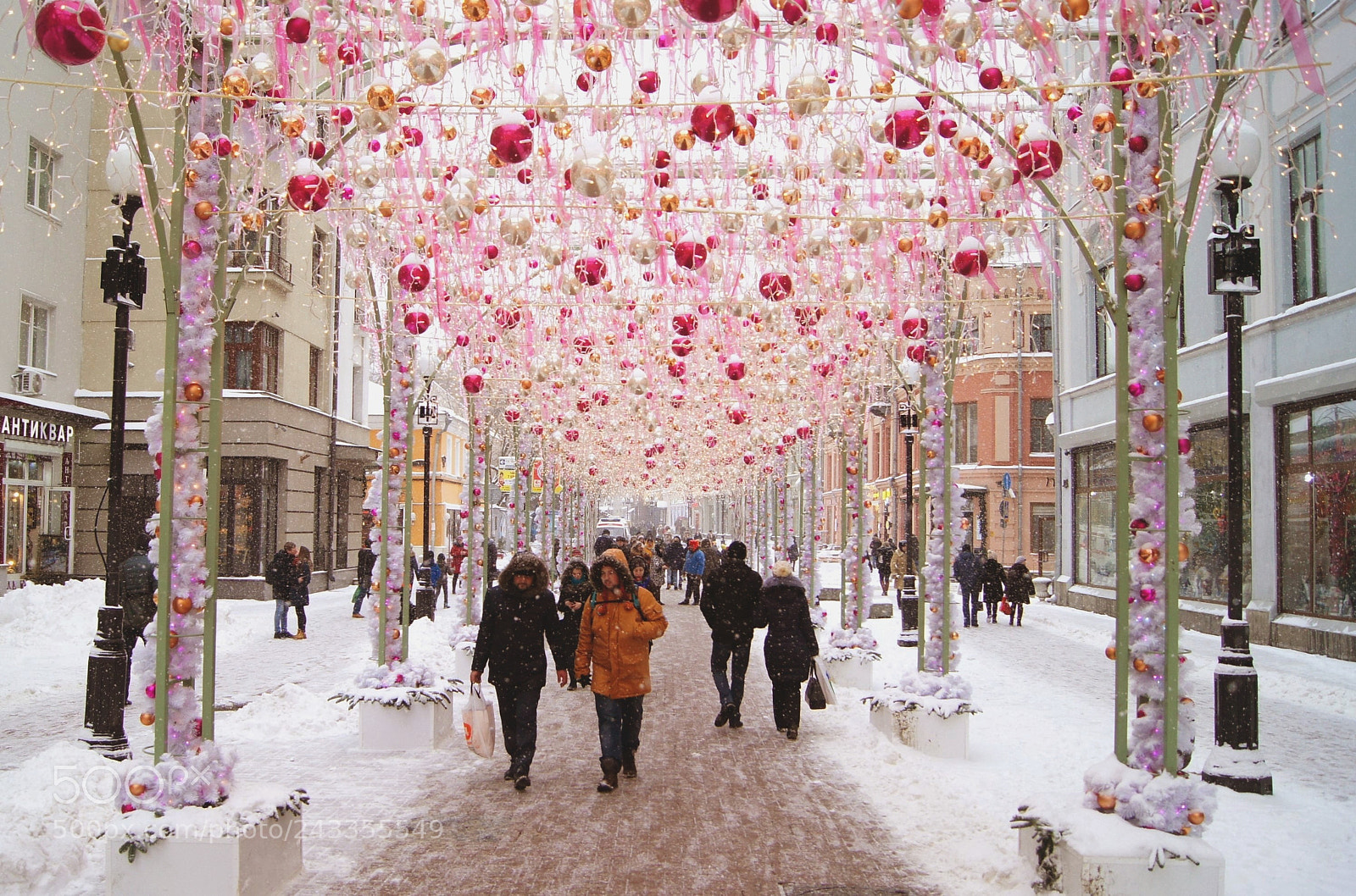 Sony Alpha DSLR-A580 sample photo. Arbat street, moscow photography
