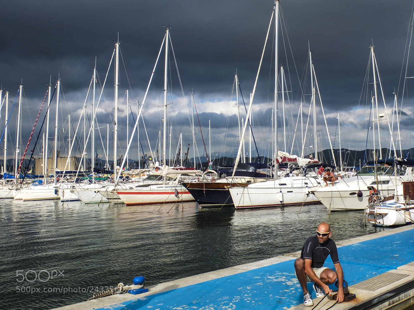 Fujifilm X10 sample photo. Sailor photography