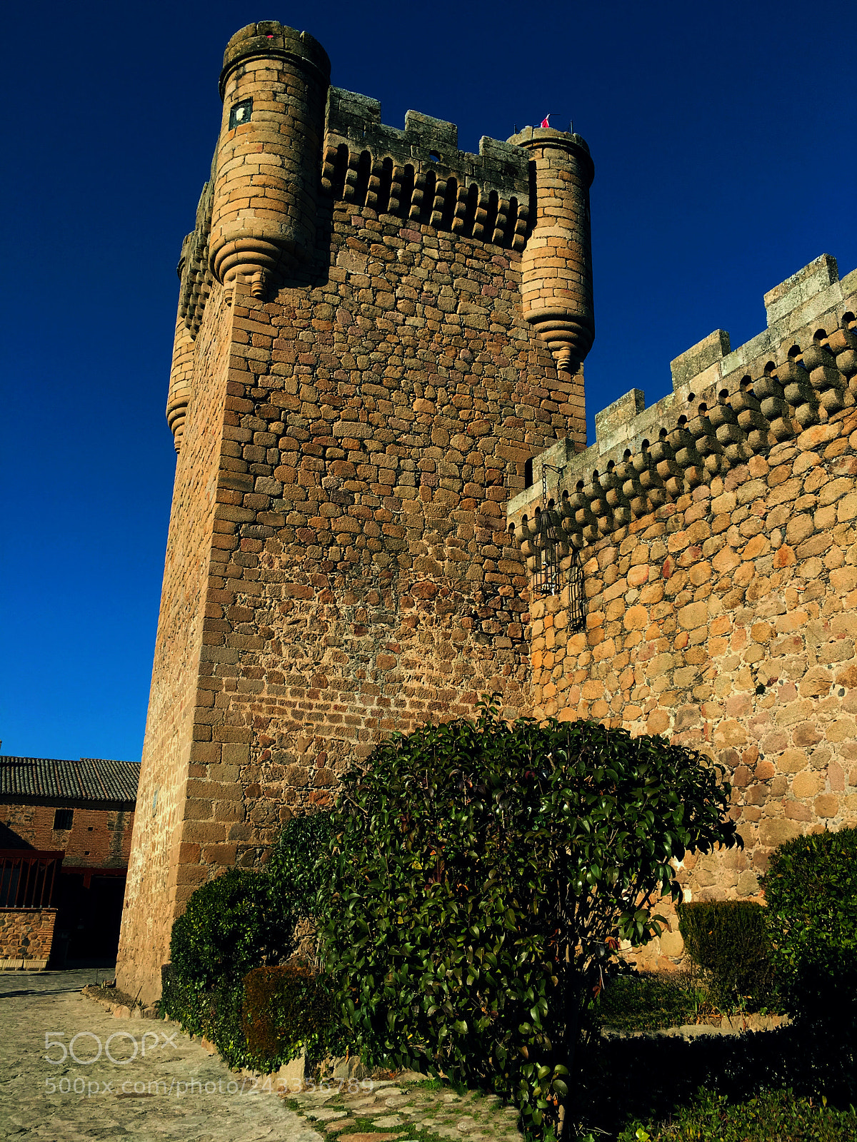 Apple iPhone 6s Plus sample photo. Torre castillo palacio de photography