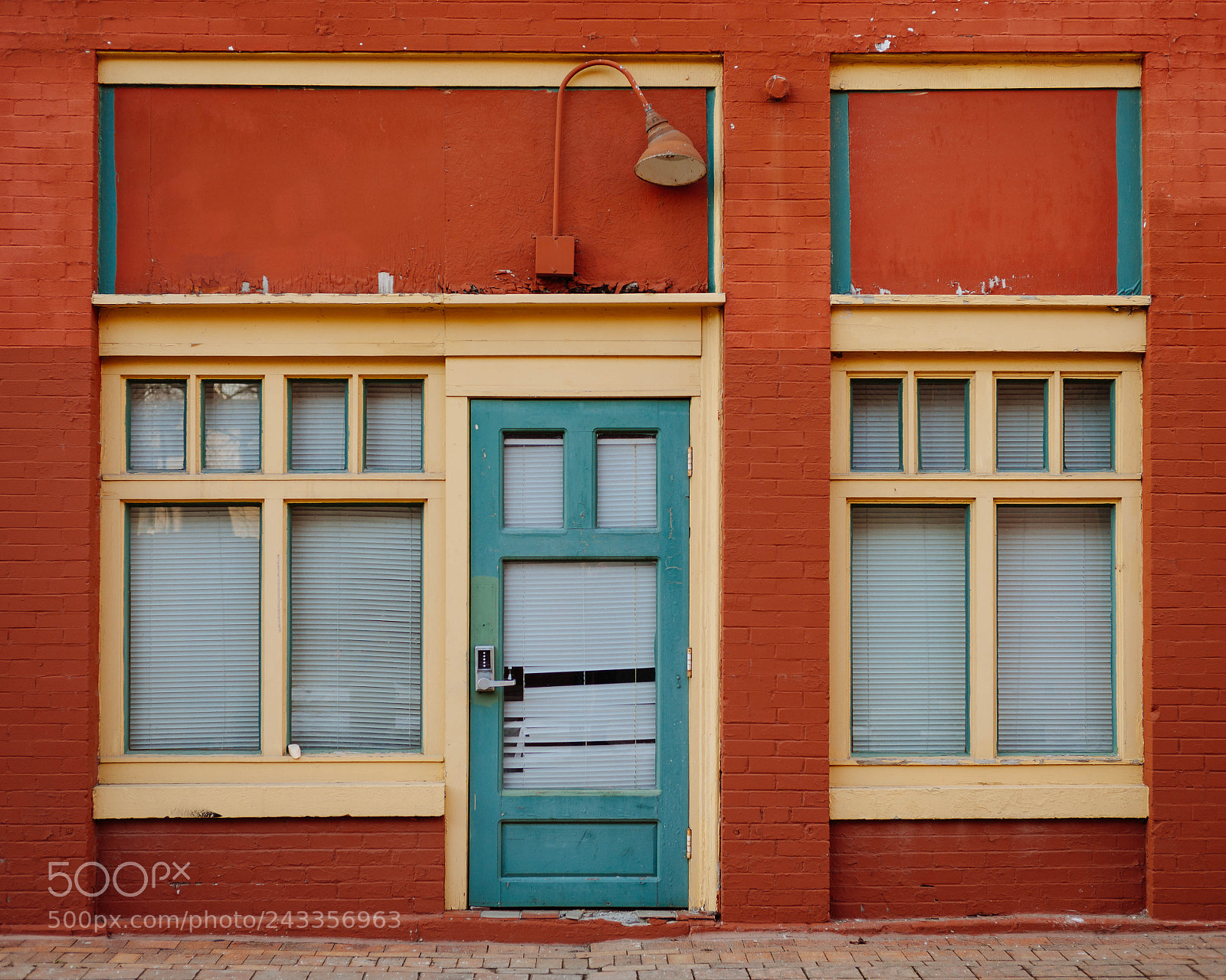 Leica M (Typ 240) sample photo. Vacant photography