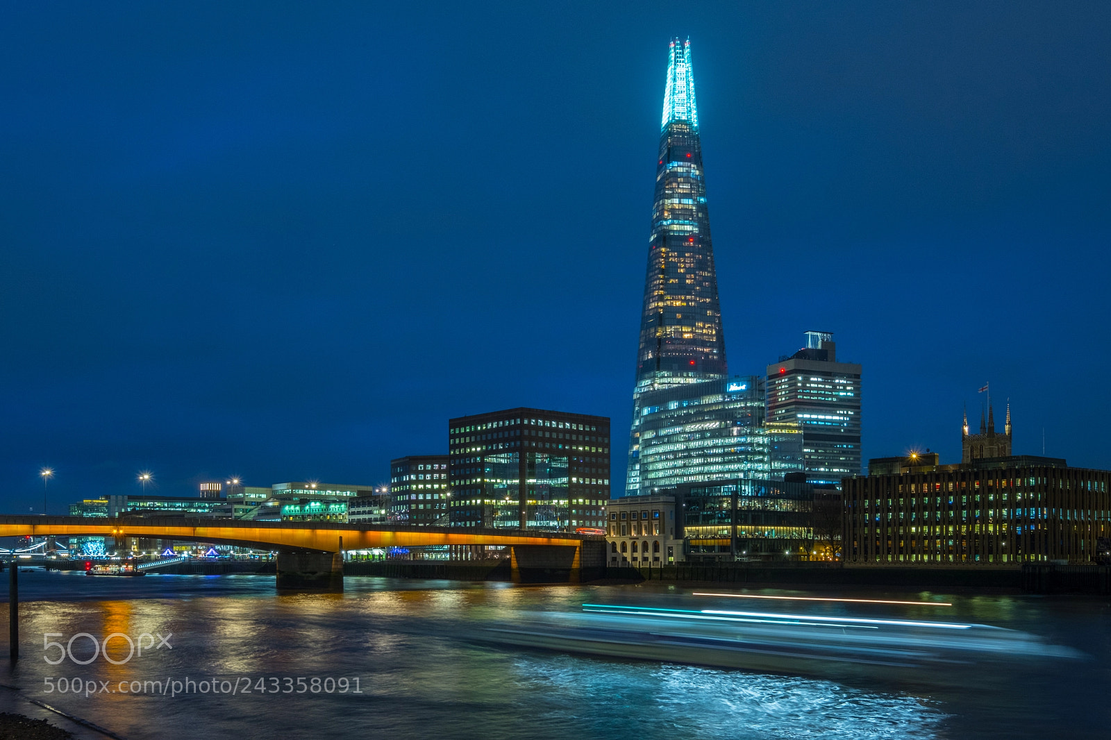 Fujifilm X-T2 sample photo. The shard | christmas lights photography