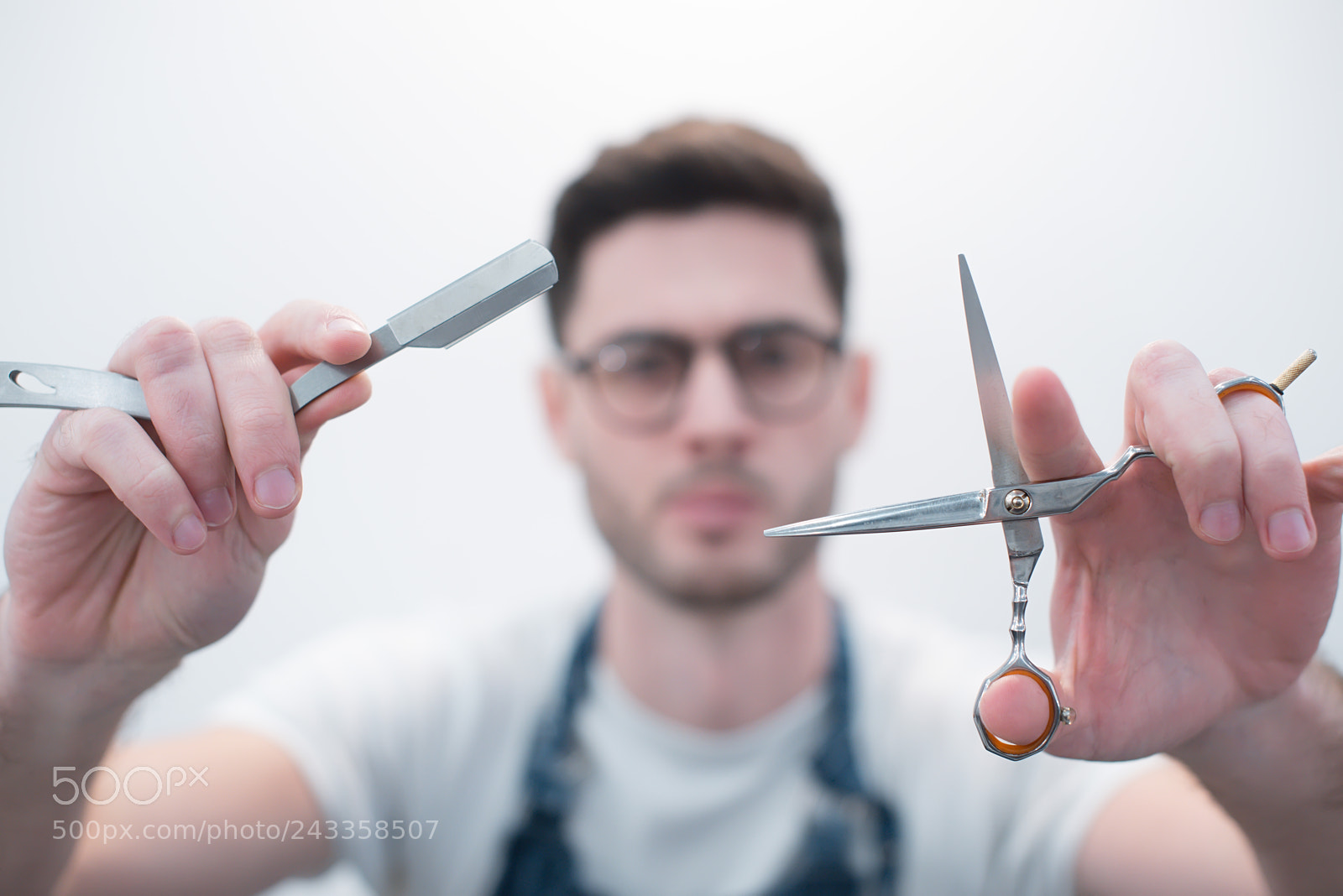 Nikon D600 sample photo. Barber keeps scissors and photography