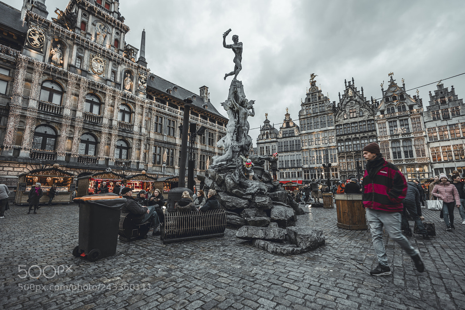 Sony a7 II sample photo. Grote markt antwerpen photography