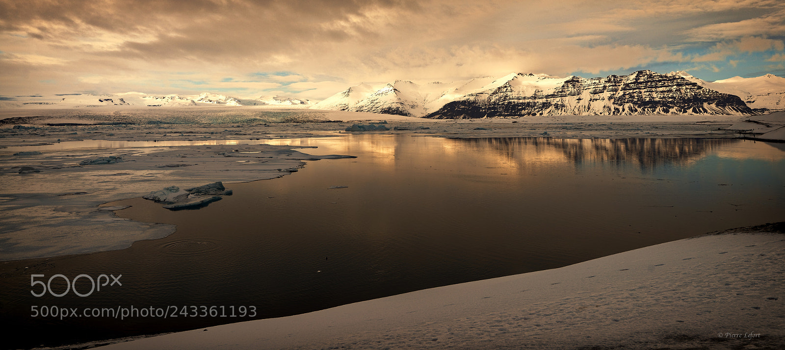 Nikon D800 sample photo. Reflets lagon photography