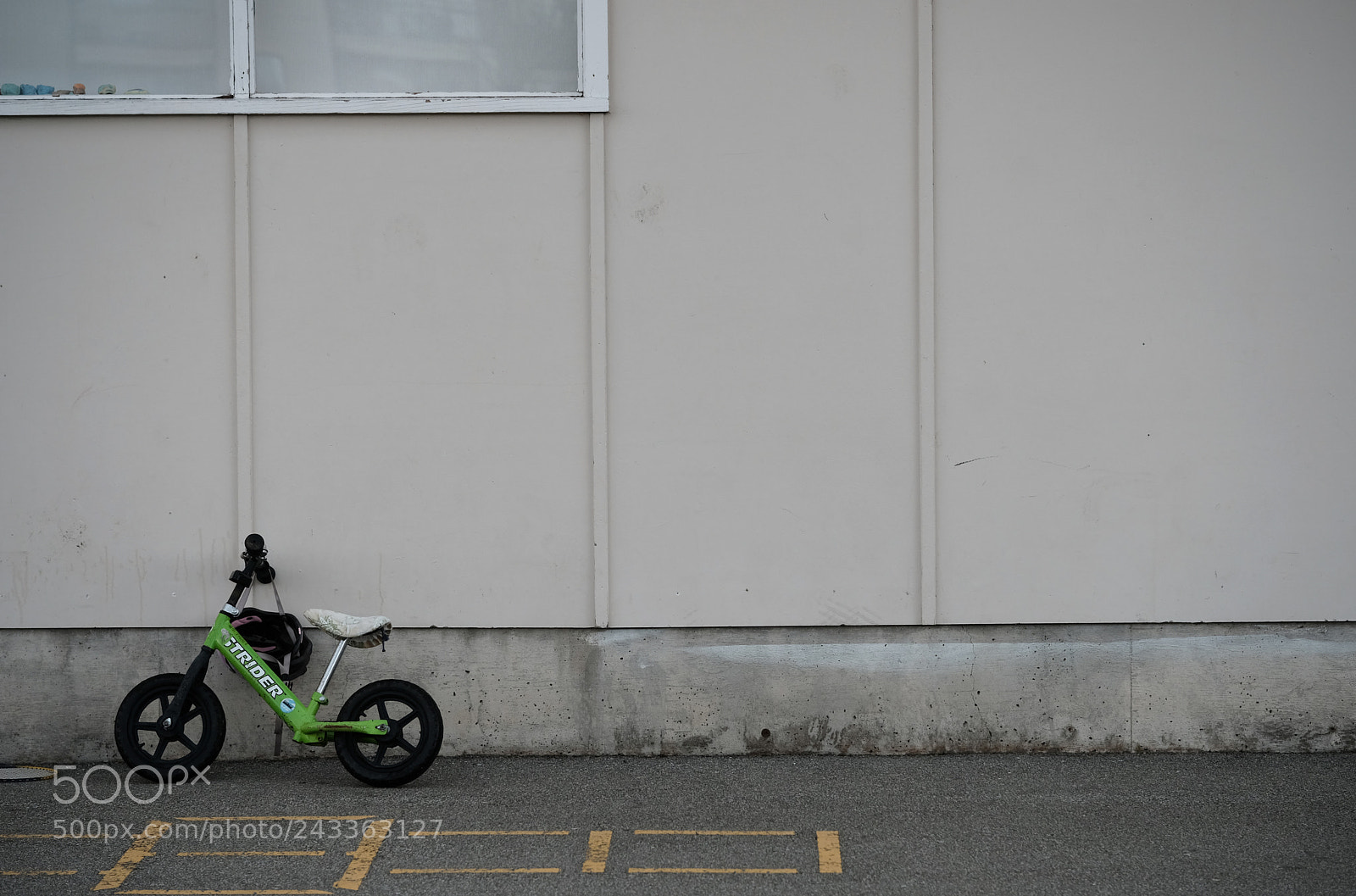 Fujifilm X-Pro2 sample photo. Addicted - school xp7480 photography
