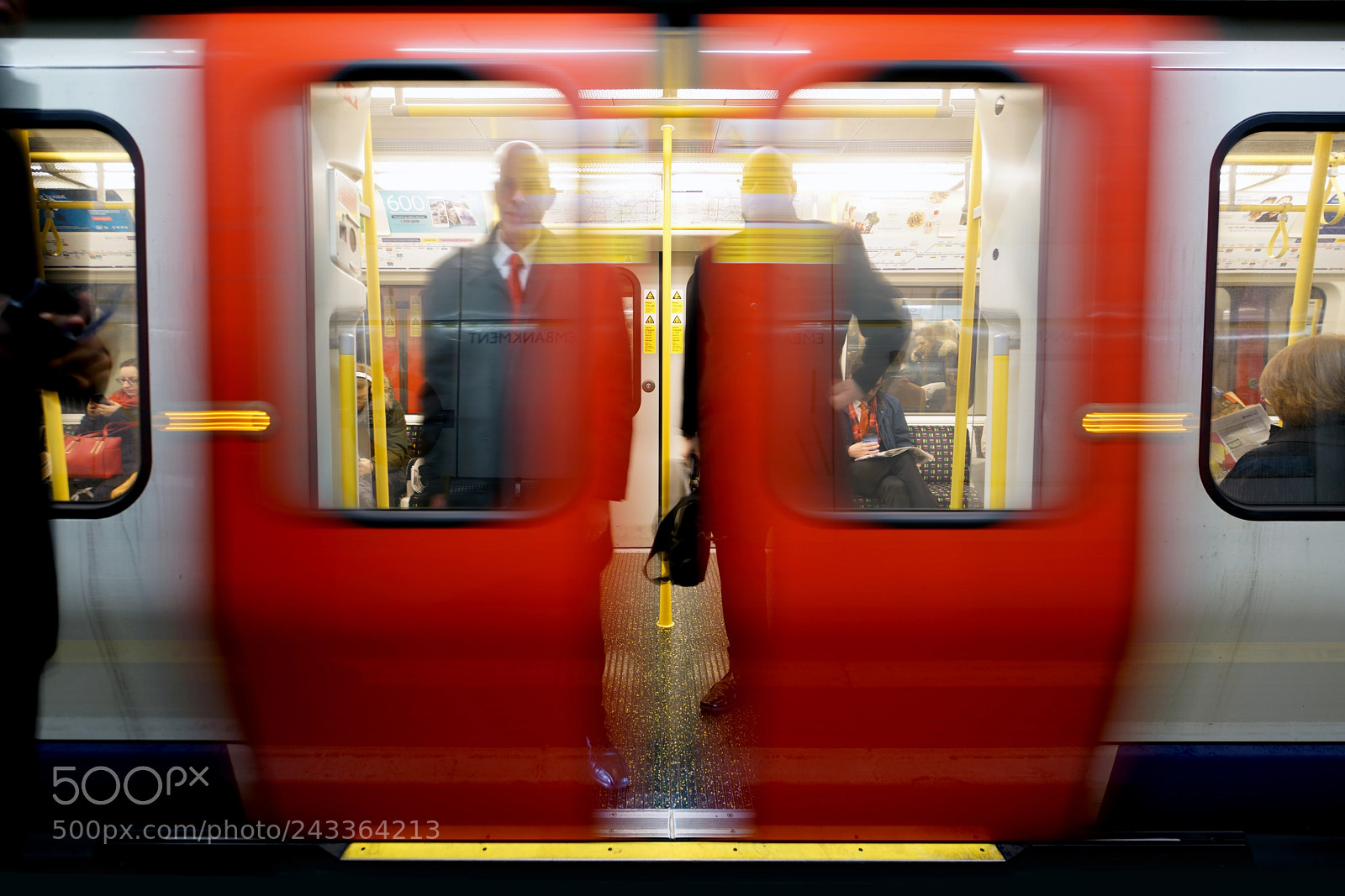 Sony a7R II sample photo. Sliding doors - embankment photography