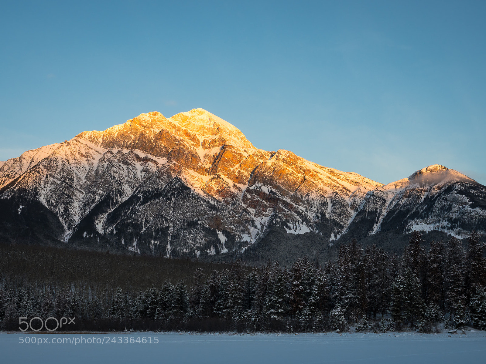Olympus PEN-F sample photo. Sunrise mountain photography