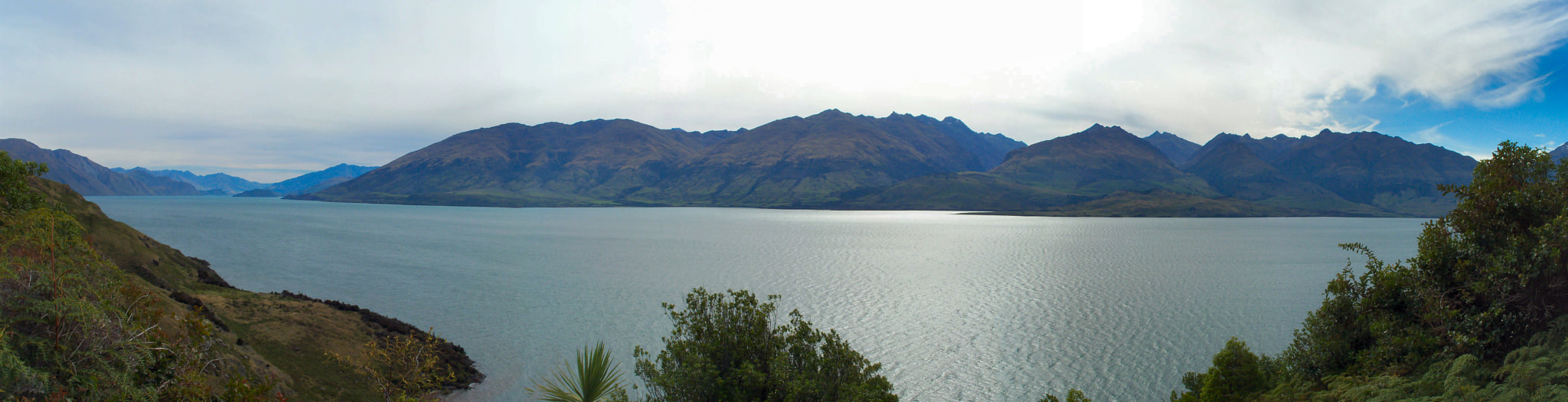 Kodak EASYSHARE M381 DIGITAL CAMERA sample photo. Lake wanaka new zealand photography