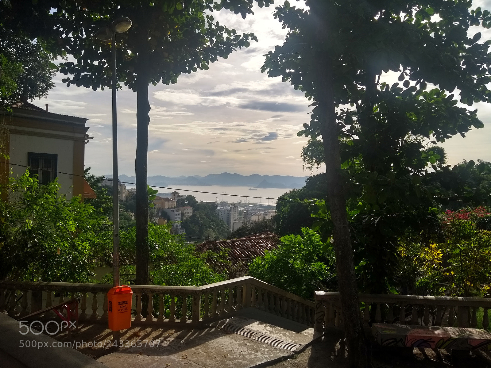 Motorola Moto G (5th Gen) sample photo. Untitled photography