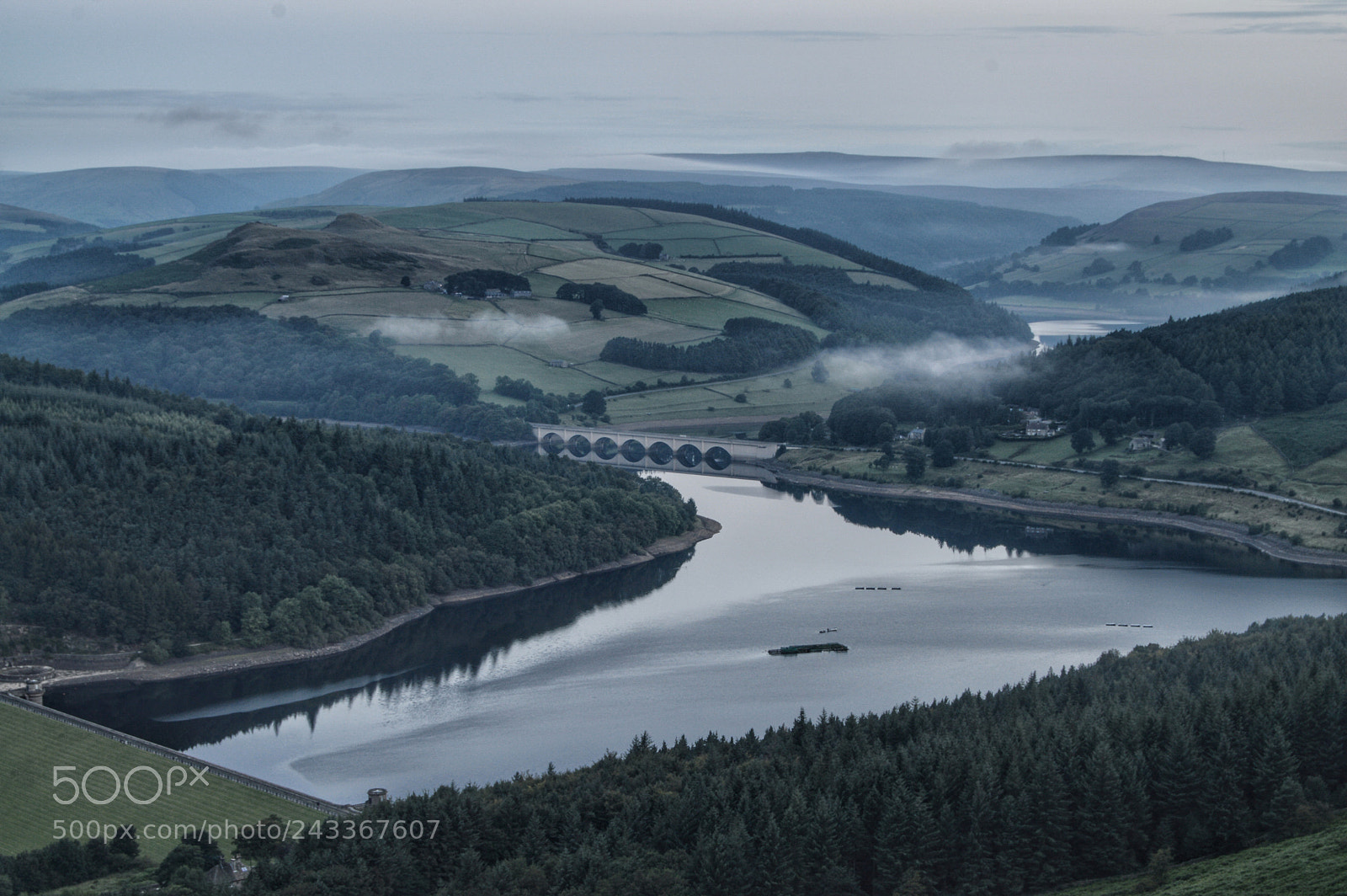 Nikon D3200 sample photo. Great ladybower photography