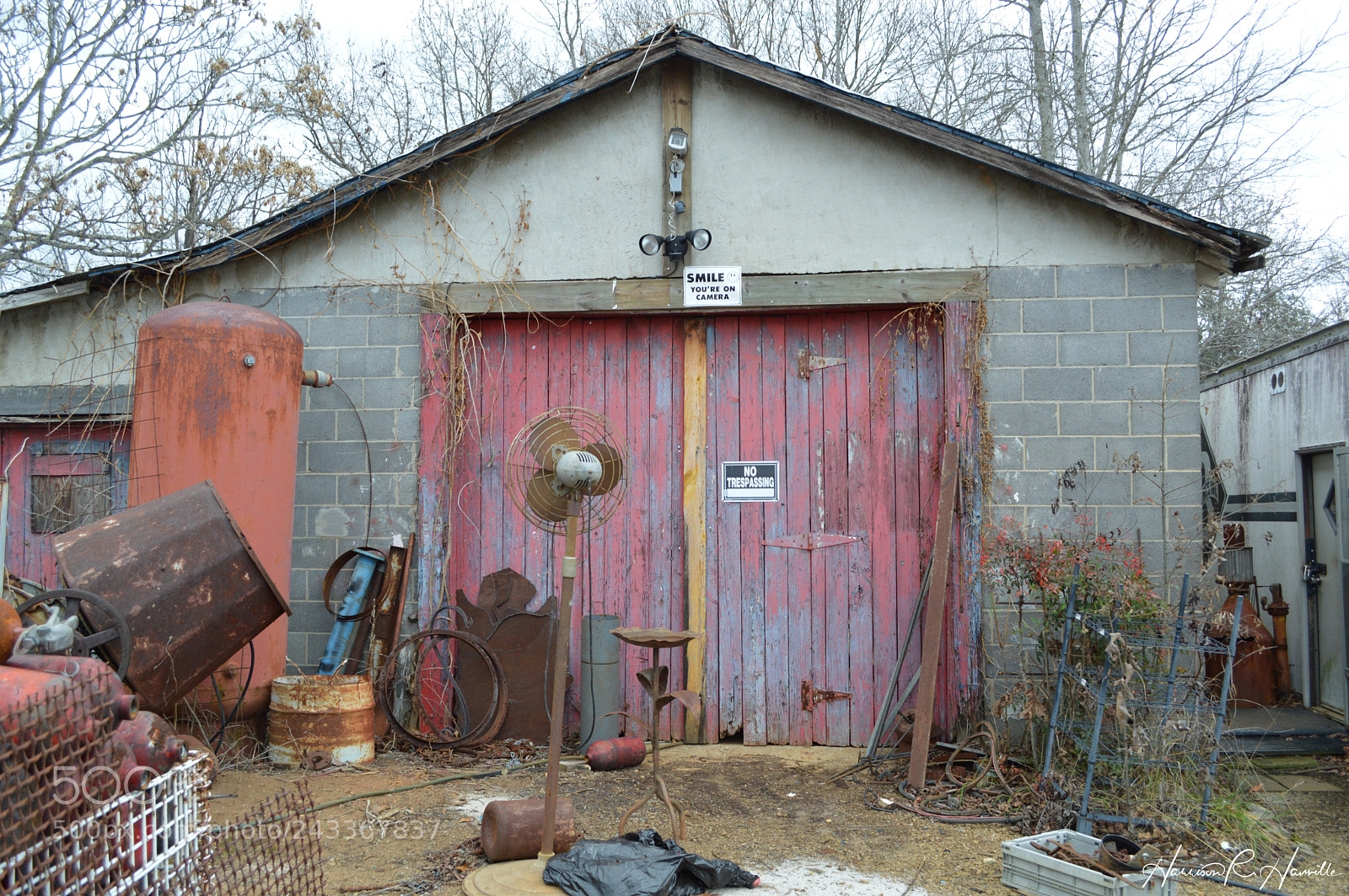 Nikon D3200 sample photo. Locked doors photography