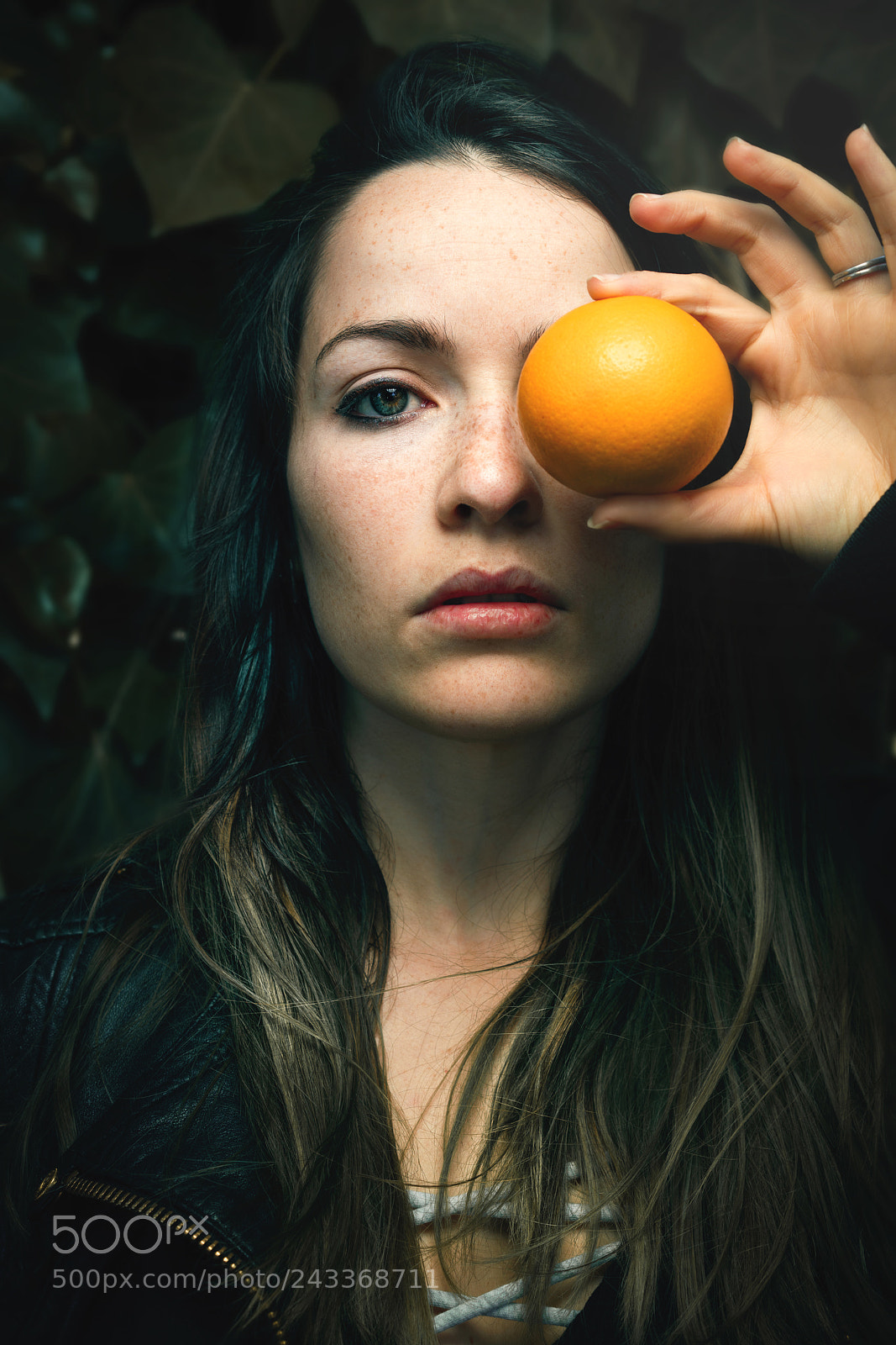 Sony a7R II sample photo. Mímesis naranja. photography