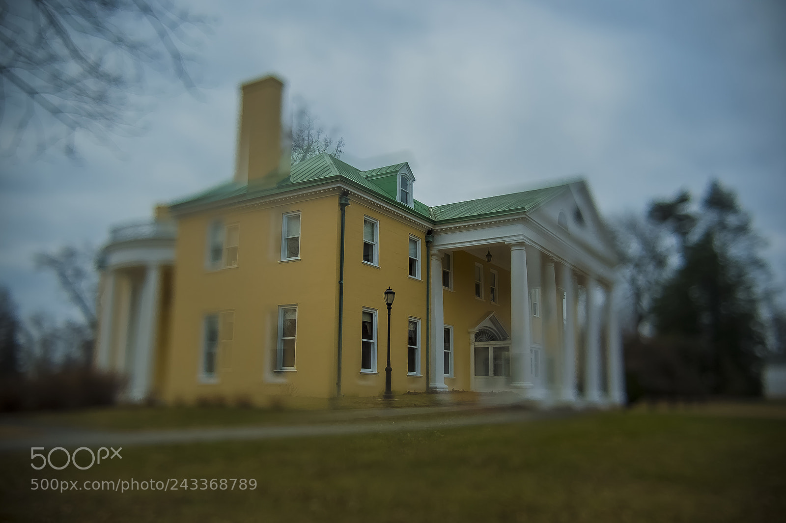 Nikon D4 sample photo. Yellow house photography