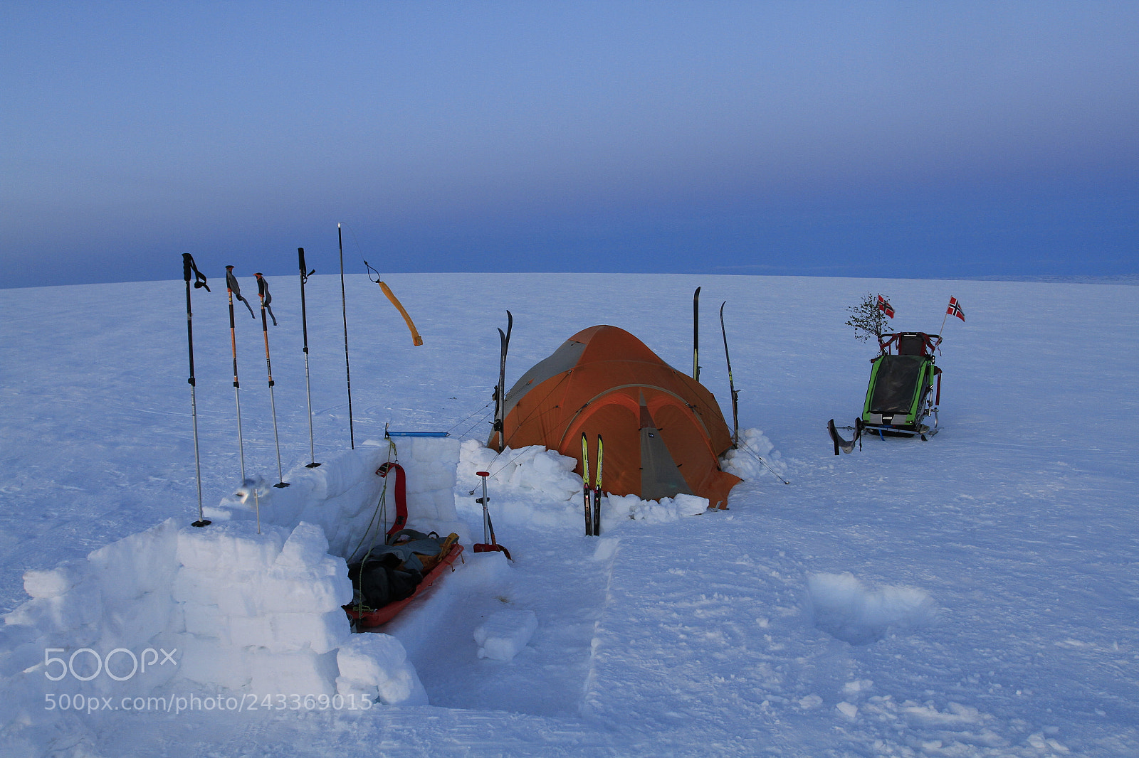 Canon EOS 7D + Canon EF 17-40mm F4L USM sample photo. Glacier plateau basecamp photography