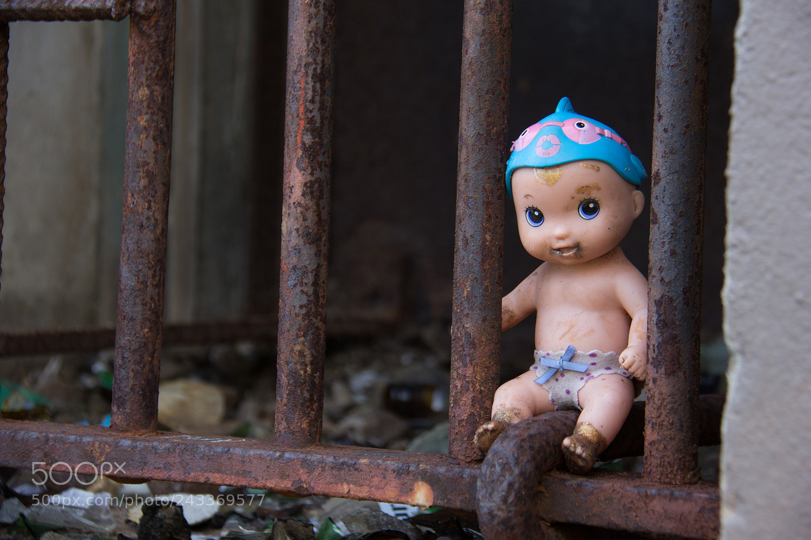 Canon EOS 60D sample photo. Abandoned toy photography
