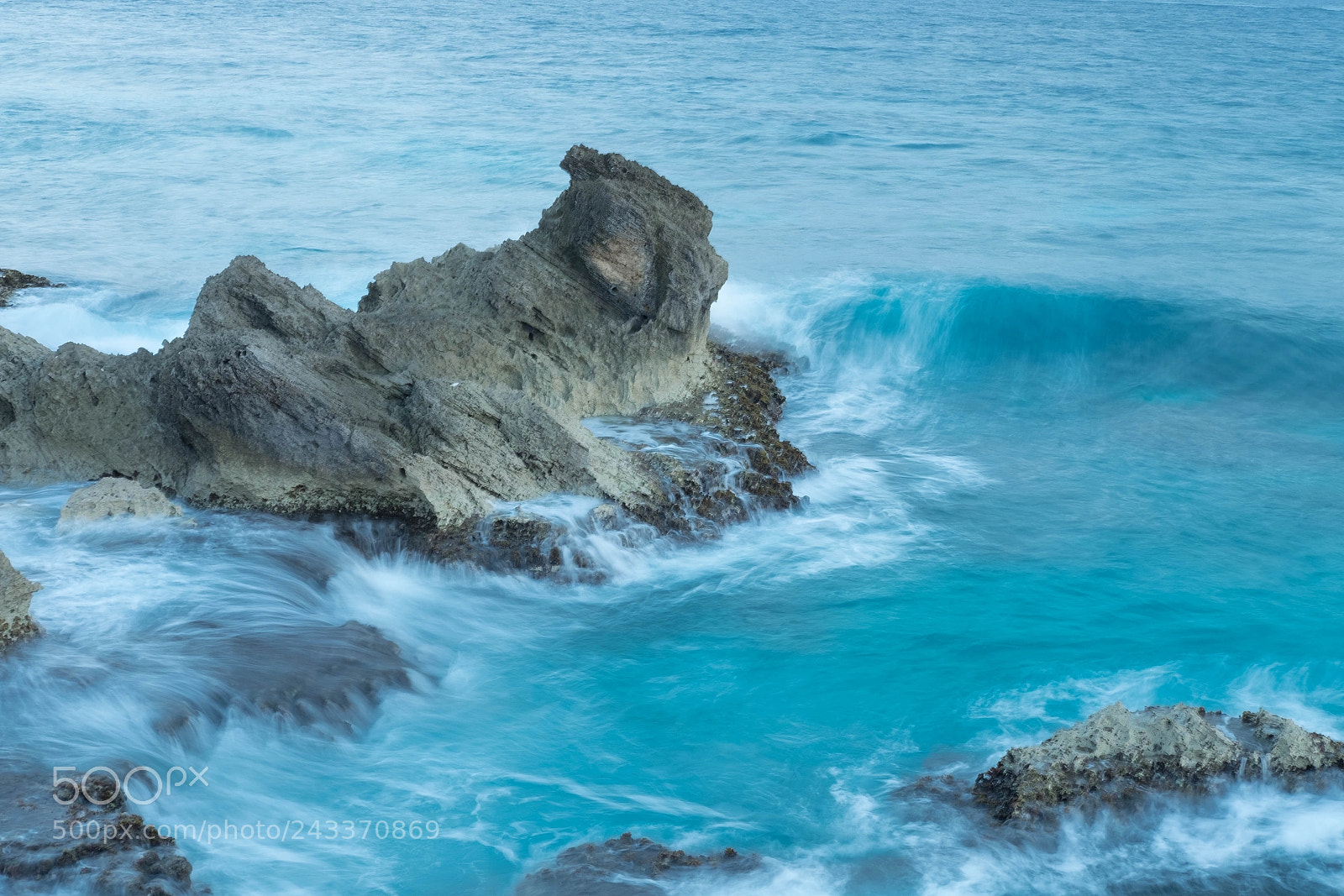 Fujifilm X-T1 sample photo. Waves breaking photography