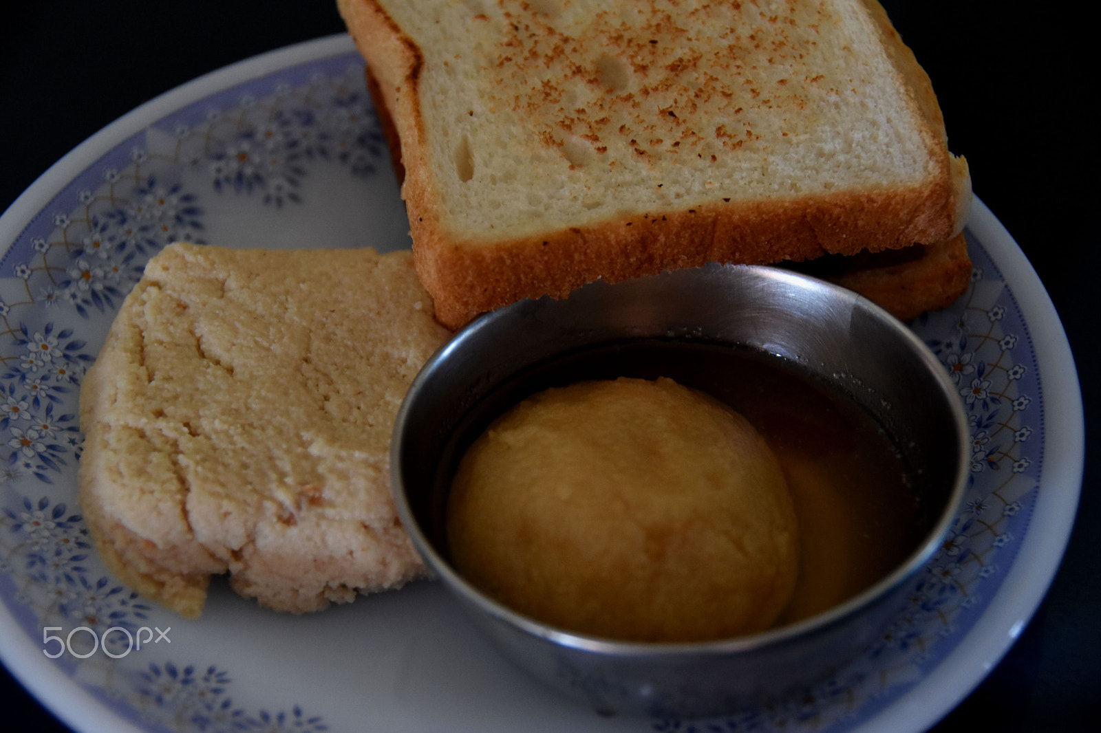 Nikon D7200 sample photo. Happy breakfast photography