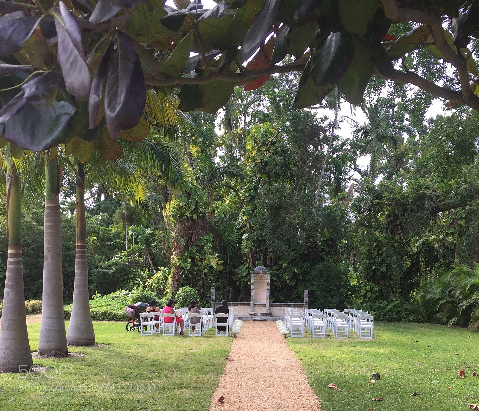 Apple iPhone 6 sample photo. Wedding preparation underway 2018 photography
