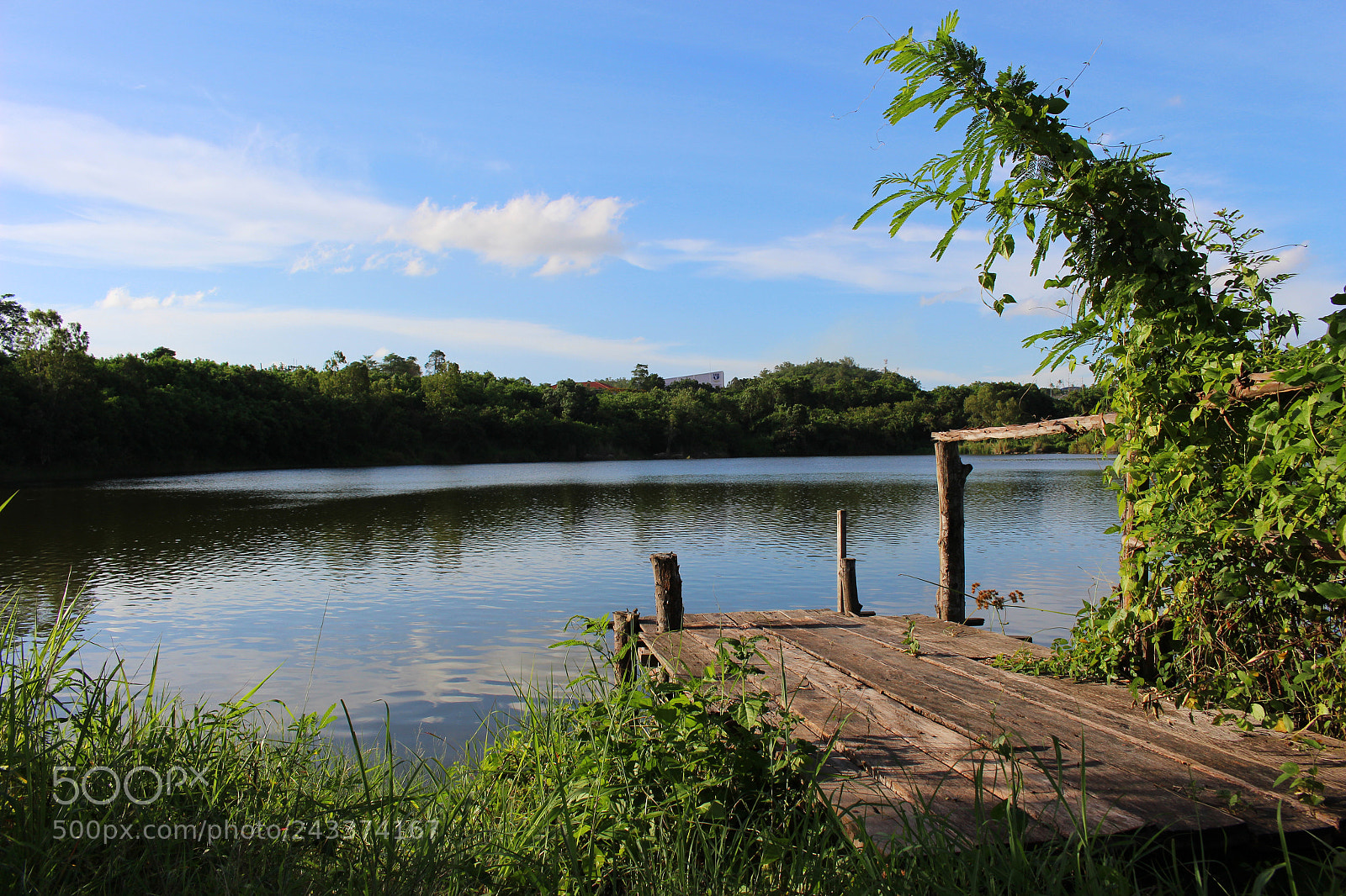 Canon EOS 100D (EOS Rebel SL1 / EOS Kiss X7) sample photo. Lake photography