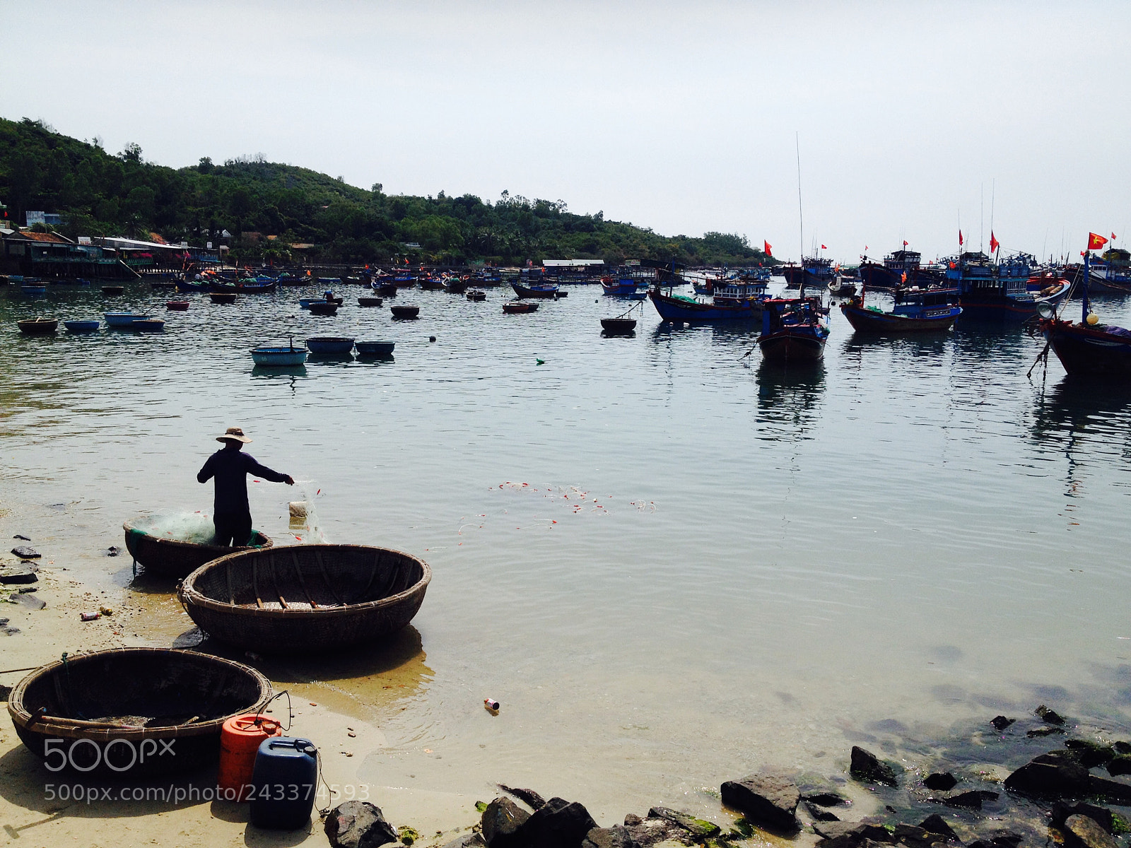 Apple iPhone 4S sample photo. Cua be - nha photography