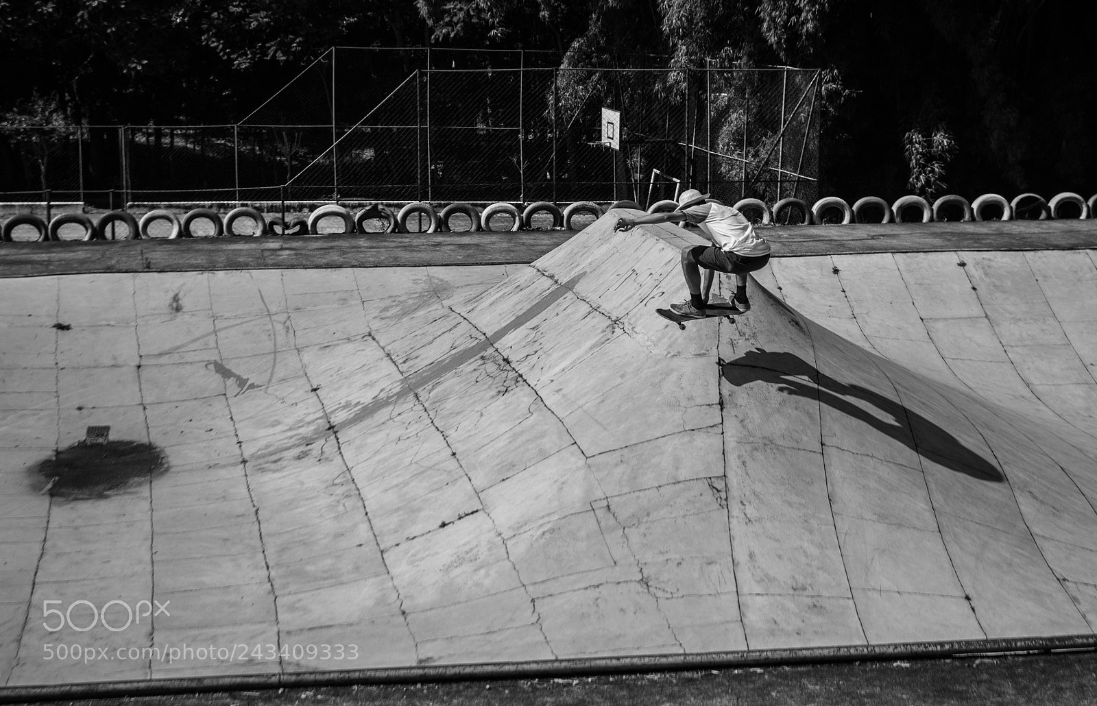 Nikon D3100 sample photo. Skateboarding photography